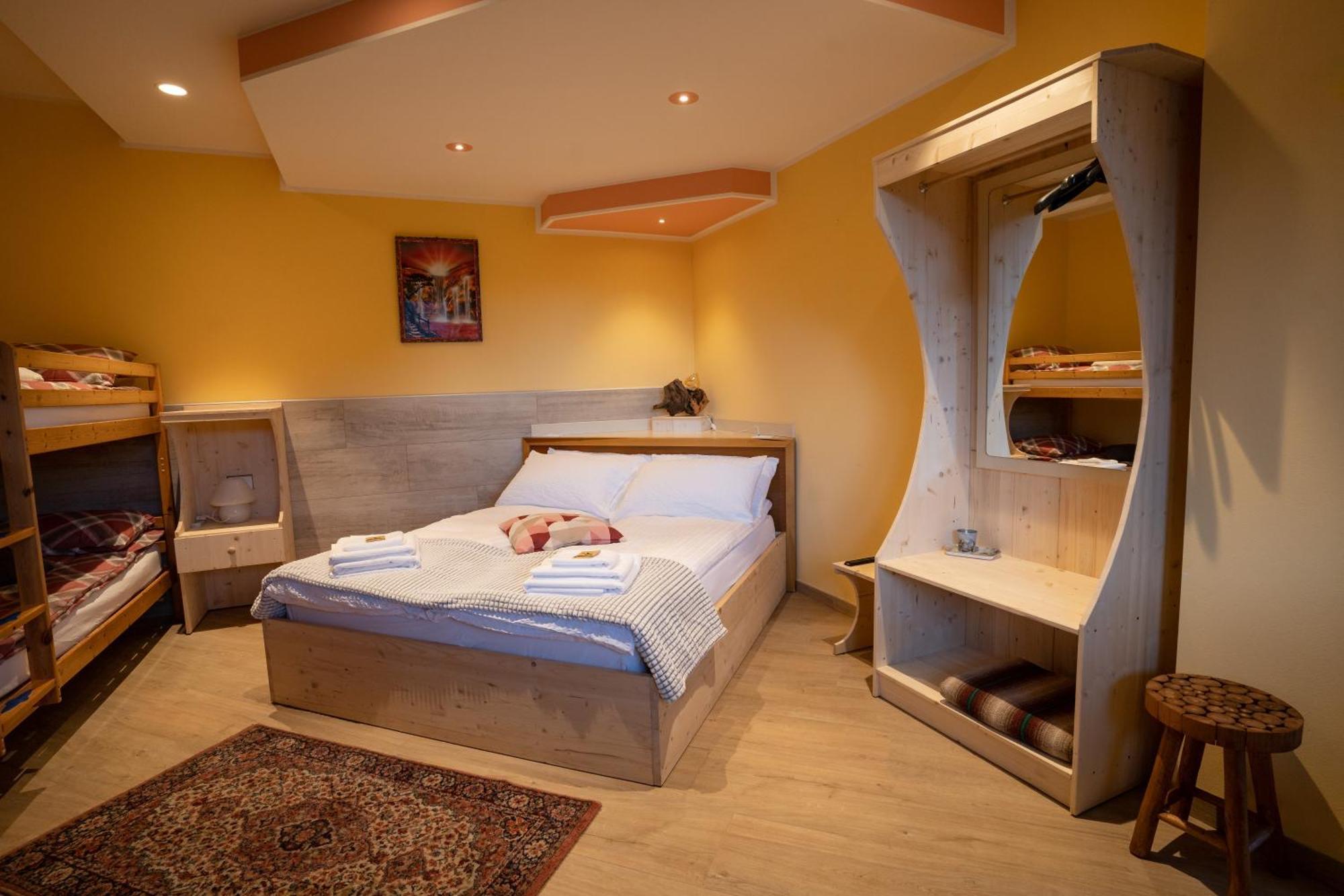 Villa Zoe - Suite Con Sauna Margone  Exterior foto